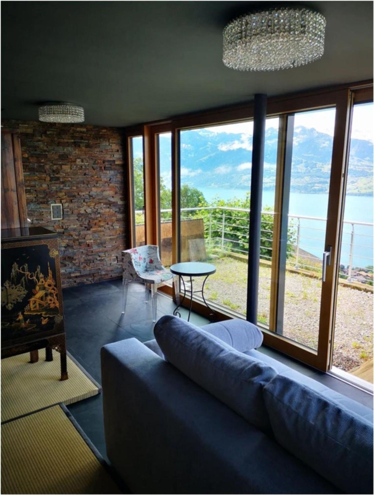 Chalet With View Of The Mountains And The Thun Lake ซิกริซวิล ภายนอก รูปภาพ