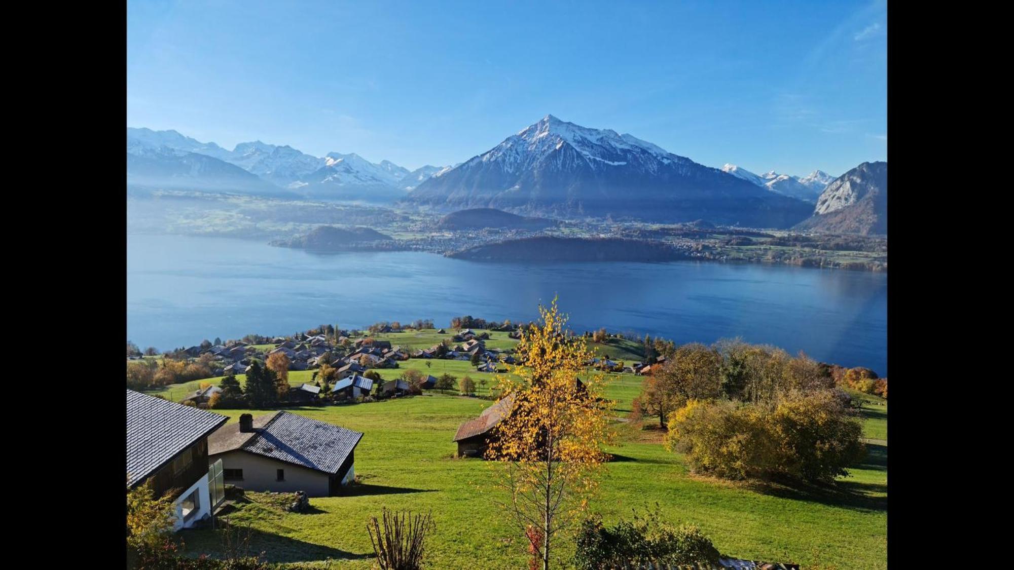 Chalet With View Of The Mountains And The Thun Lake ซิกริซวิล ภายนอก รูปภาพ