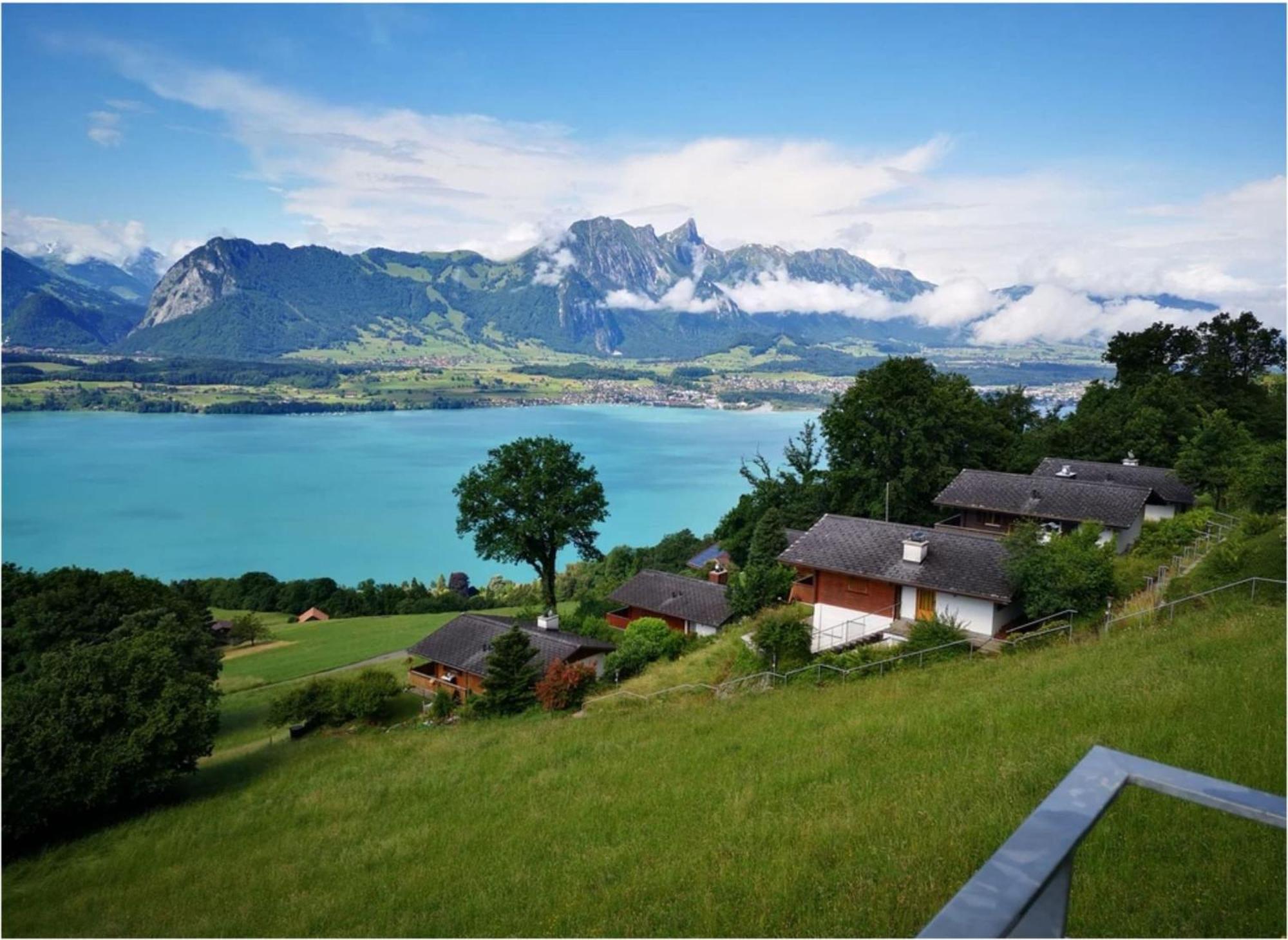 Chalet With View Of The Mountains And The Thun Lake ซิกริซวิล ภายนอก รูปภาพ