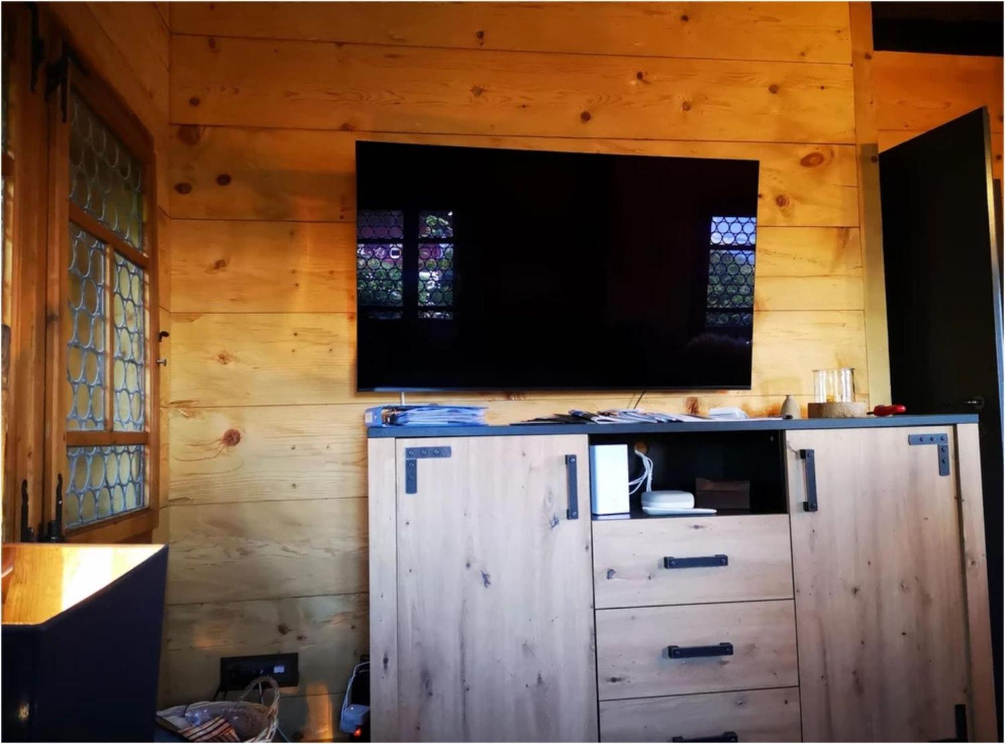 Chalet With View Of The Mountains And The Thun Lake ซิกริซวิล ภายนอก รูปภาพ