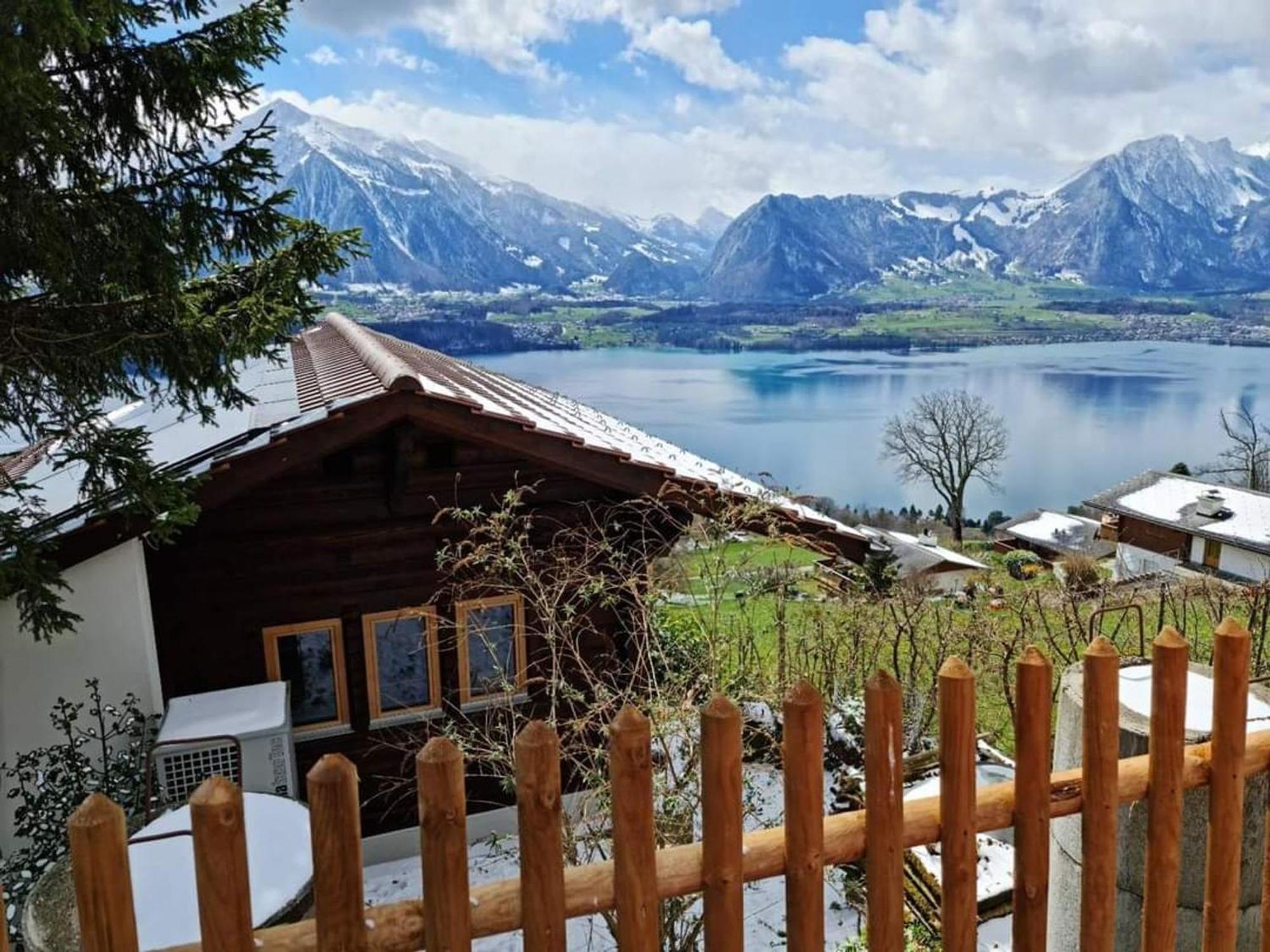 Chalet With View Of The Mountains And The Thun Lake ซิกริซวิล ภายนอก รูปภาพ